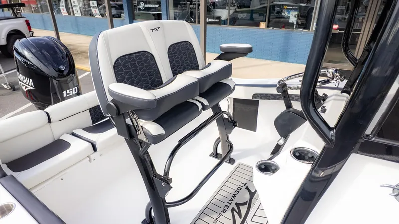 Slide: The Image of Tidewater 210 LXF 2026 - 13