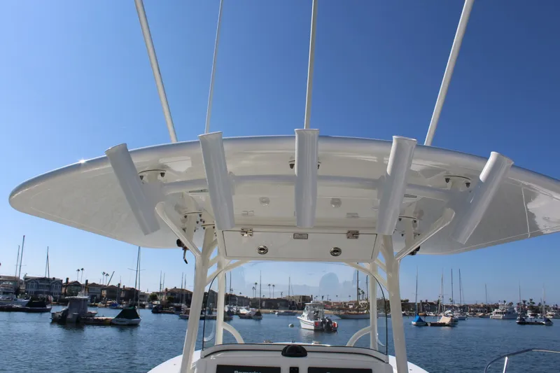 Slide: The Image of Regulator Marine 34SS 2016 - 16