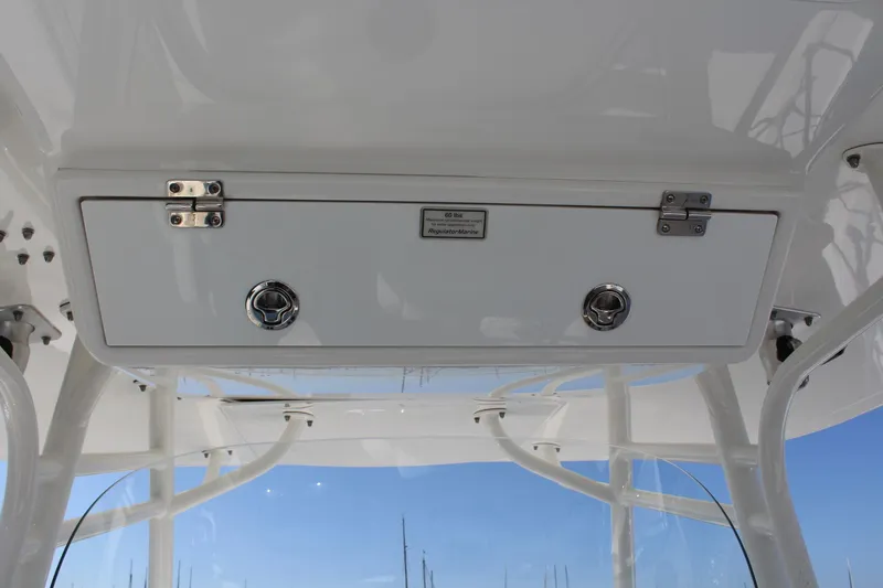 Slide: The Image of Regulator Marine 34SS 2016 - 19