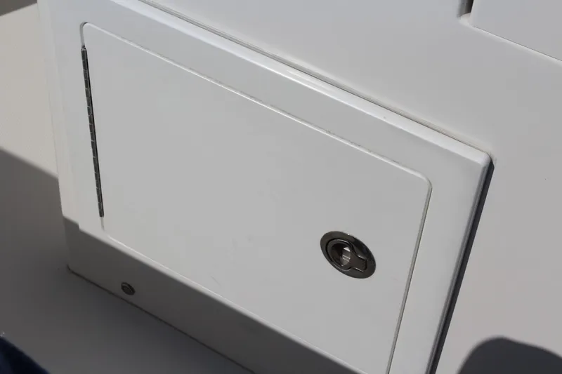 Slide: The Image of Regulator Marine 34SS 2016 - 29