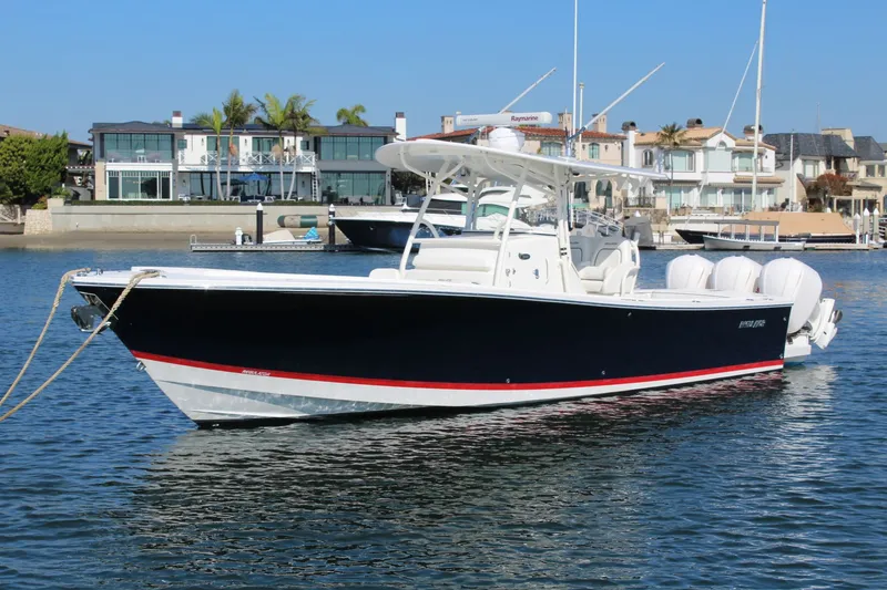 Slide: The Image of Regulator Marine 34SS 2016 - 4