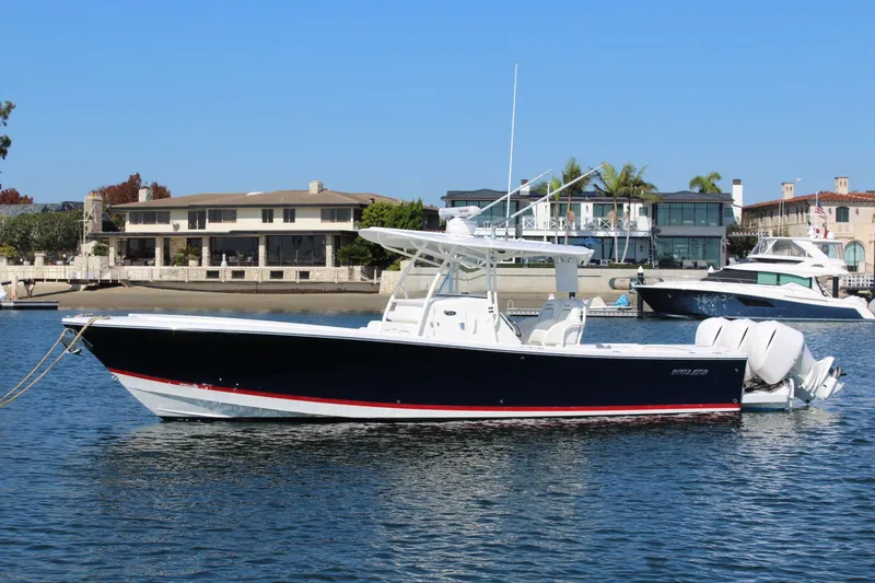 Slide: The Image of Regulator Marine 34SS 2016 - 6
