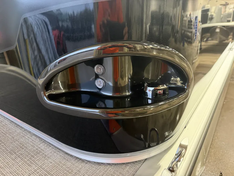 Slide: The Image of Tahoe Sport 1985 Cruise Rear Bench (CRB) & Honda 4-Stroke EFI 2026 - 31