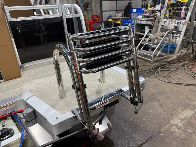 Slide: The Image of Tahoe Sport 1985 Cruise Rear Bench (CRB) & Honda 4-Stroke EFI 2026 - 37