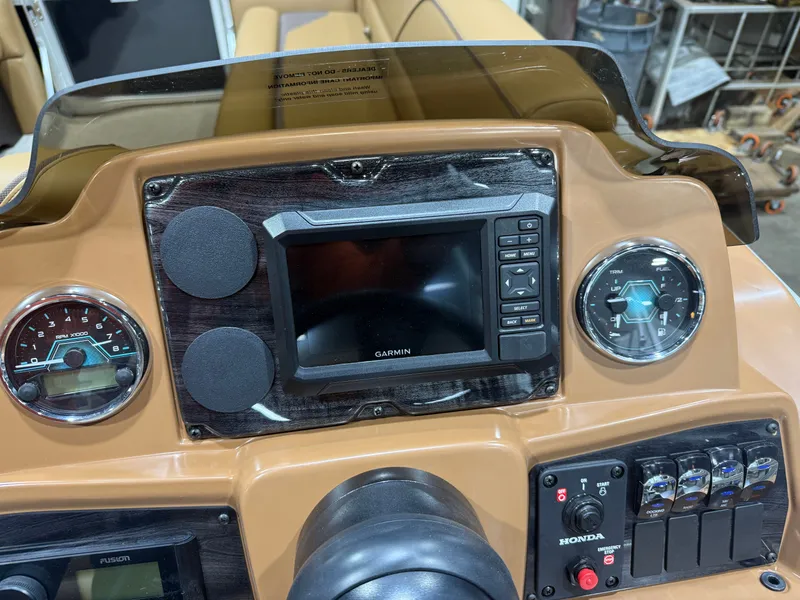 Slide: The Image of Tahoe Sport CRB 2180 Cruise Rear Bench & 4-Stroke $29995 2026 - 13