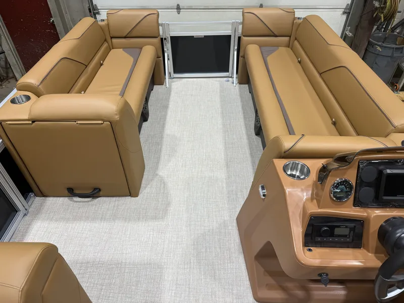 Slide: The Image of Tahoe Sport CRB 2180 Cruise Rear Bench & 4-Stroke $29995 2026 - 26