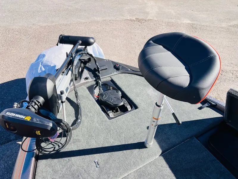 Slide: The Image of Skeeter ZX200 2026 - 3