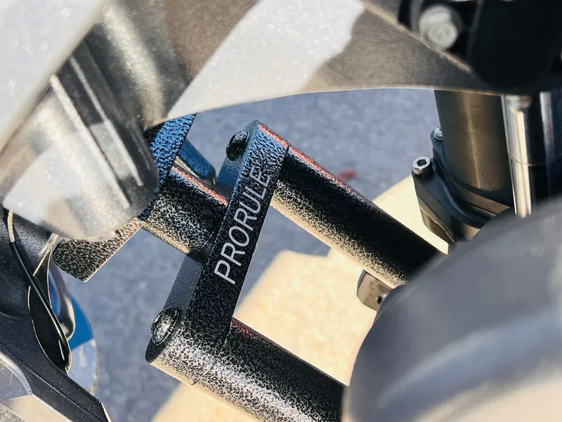 Slide: The Image of Skeeter ZX200 2026 - 33