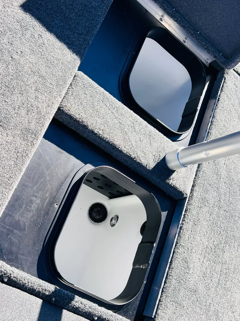 Slide: The Image of Skeeter ZX200 2026 - 37