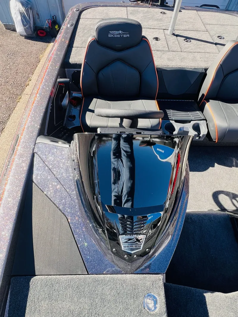 Slide: The Image of Skeeter ZX200 2026 - 39