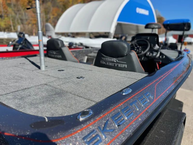 Slide: The Image of Skeeter ZX200 2026 - 4