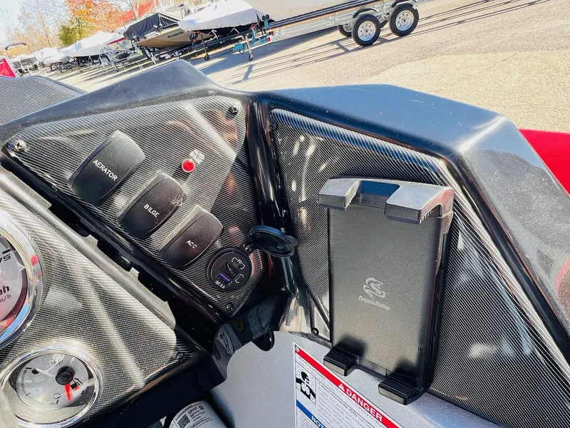 Slide: The Image of G3 Sportsman 1810 SE 2026 - 13