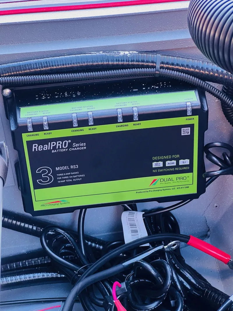 Slide: The Image of G3 Sportsman 1810 SE 2026 - 19