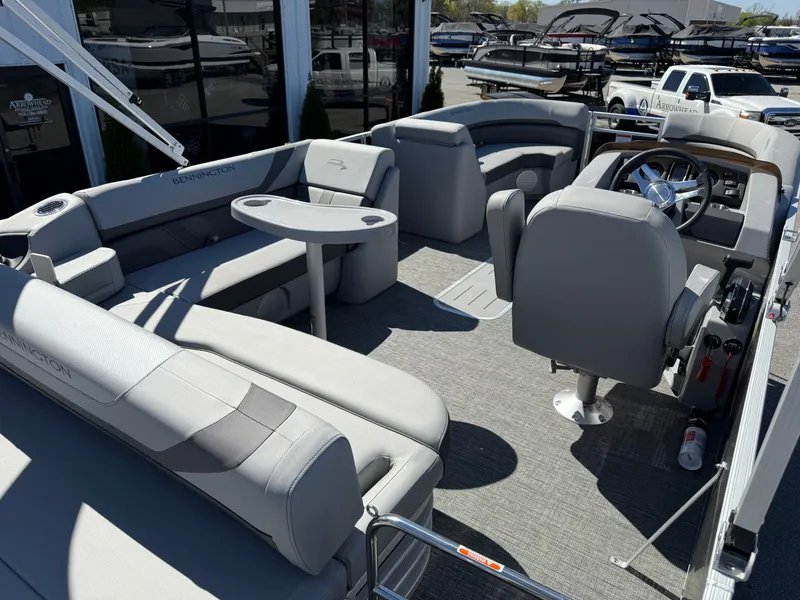 Slide: The Image of Bennington SX22 2024 - 12