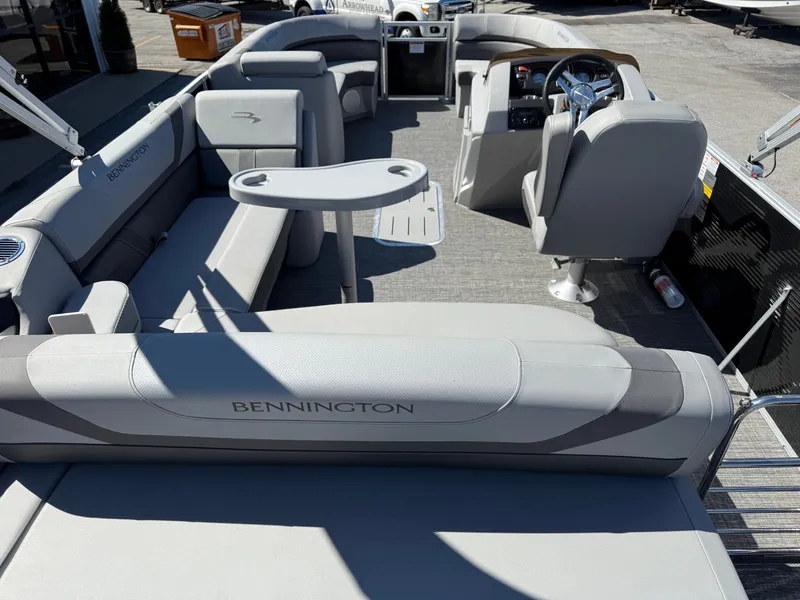 Slide: The Image of Bennington SX22 2024 - 13