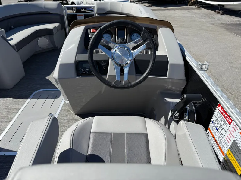 Slide: The Image of Bennington SX22 2024 - 14