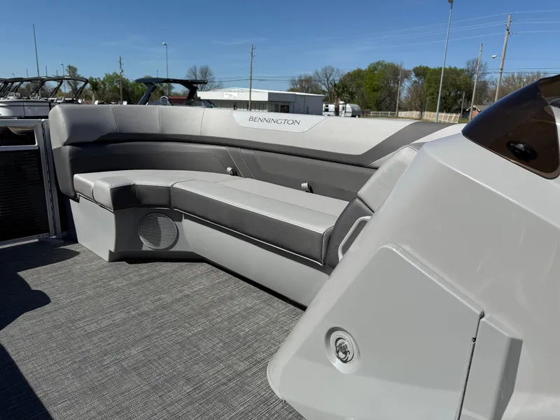 Slide: The Image of Bennington SX22 2024 - 21