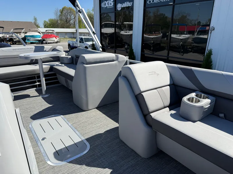 Slide: The Image of Bennington SX22 2024 - 24