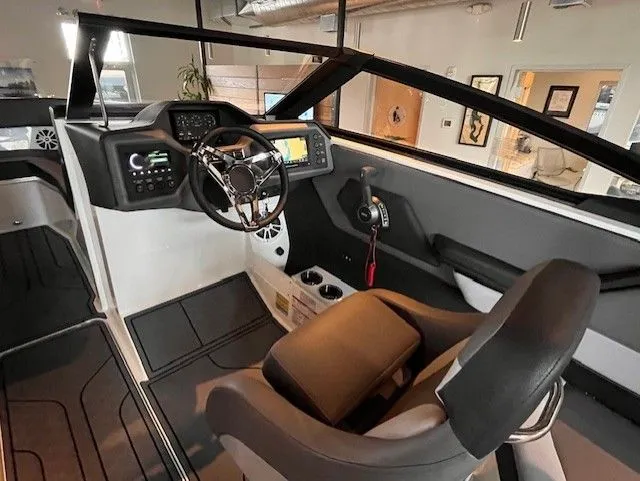 Slide: The Image of Cobalt CS23 Surf 2026 - 11