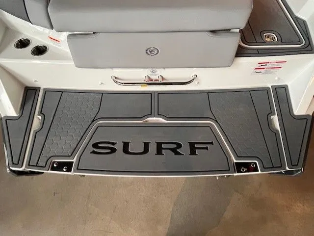 Slide: The Image of Cobalt CS23 Surf 2026 - 17