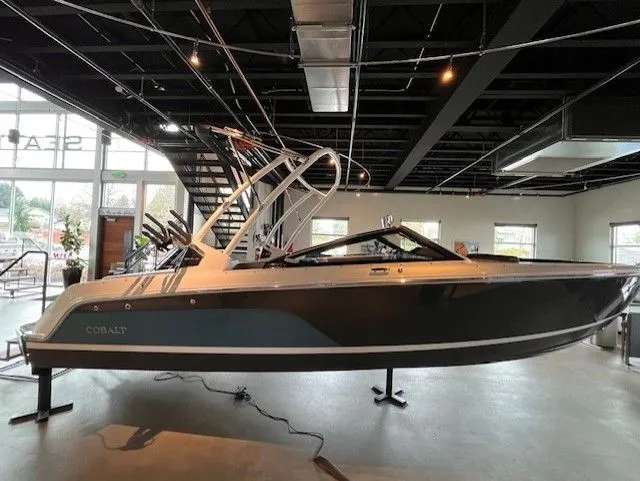 Slide: The Image of Cobalt CS23 Surf 2026 - 4