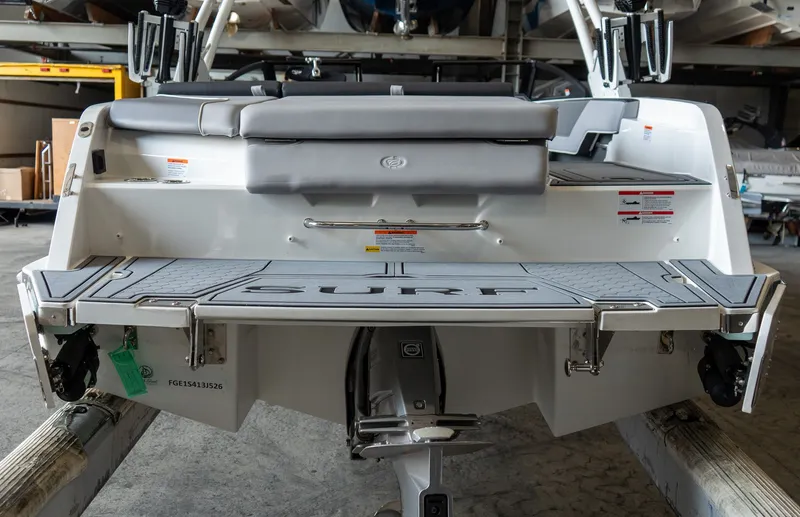 Slide: The Image of Cobalt CS23 Surf 2026 - 12