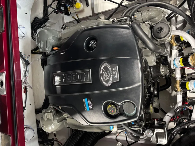 Slide: The Image of Cobalt R4 Surf 2026 - 13