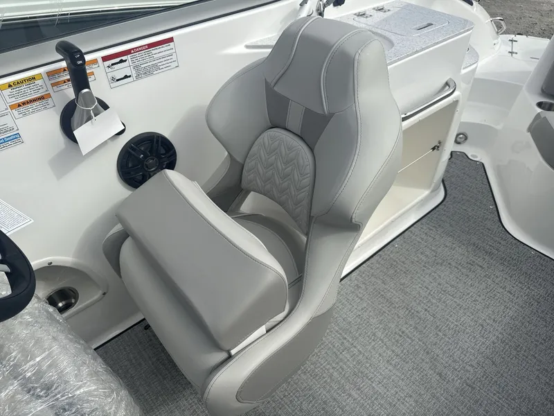 Slide: The Image of Hurricane 2400 SD 2026 - 12