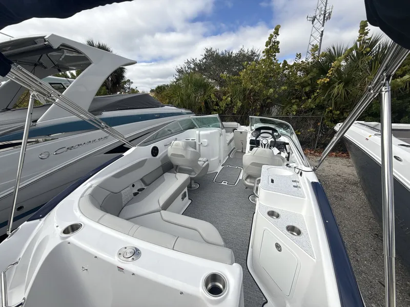 Slide: The Image of Hurricane 2400 SD 2026 - 16