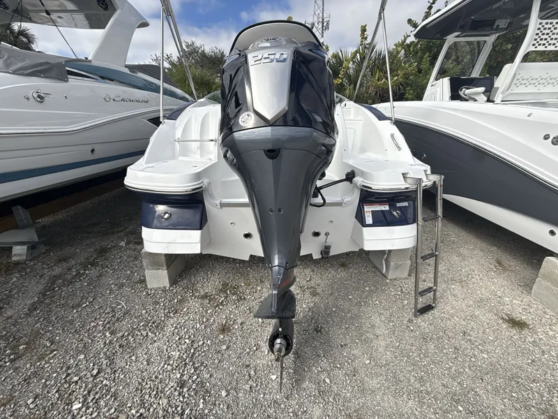 Slide: The Image of Hurricane 2400 SD 2026 - 18