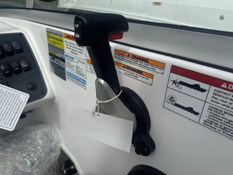 Slide: The Image of Hurricane 2400 SD 2026 - 23