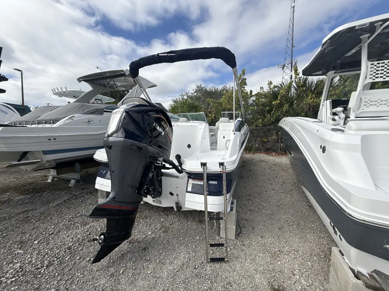 Slide: The Image of Hurricane 2400 SD 2026 - 4