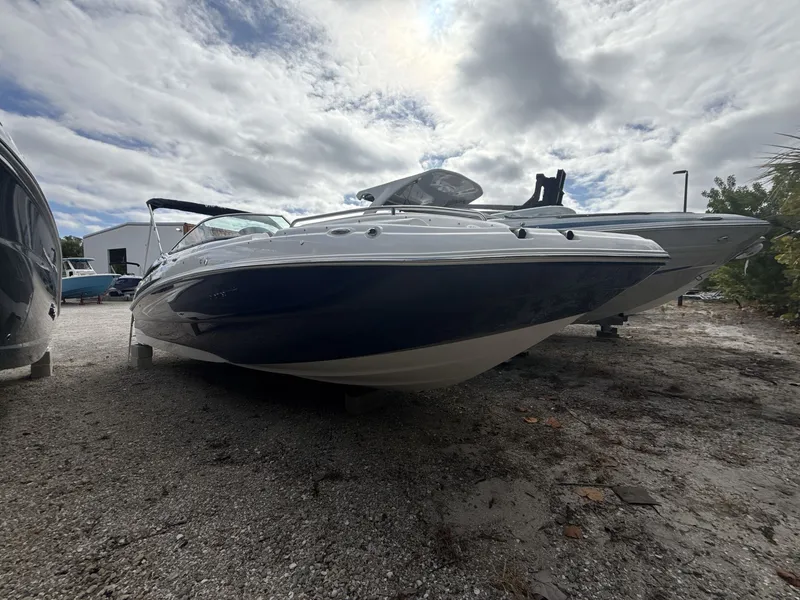 Slide: The Image of Hurricane 2400 SD 2026 - 6