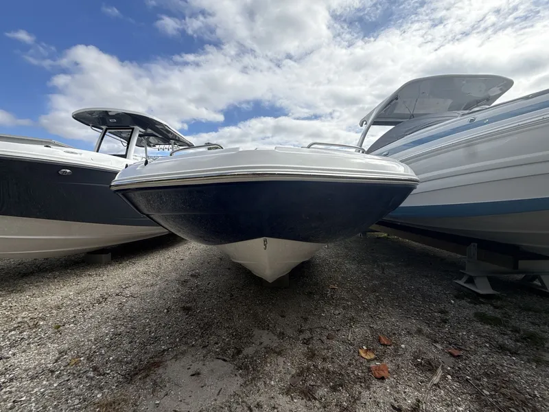 Slide: The Image of Hurricane 2400 SD 2026 - 7