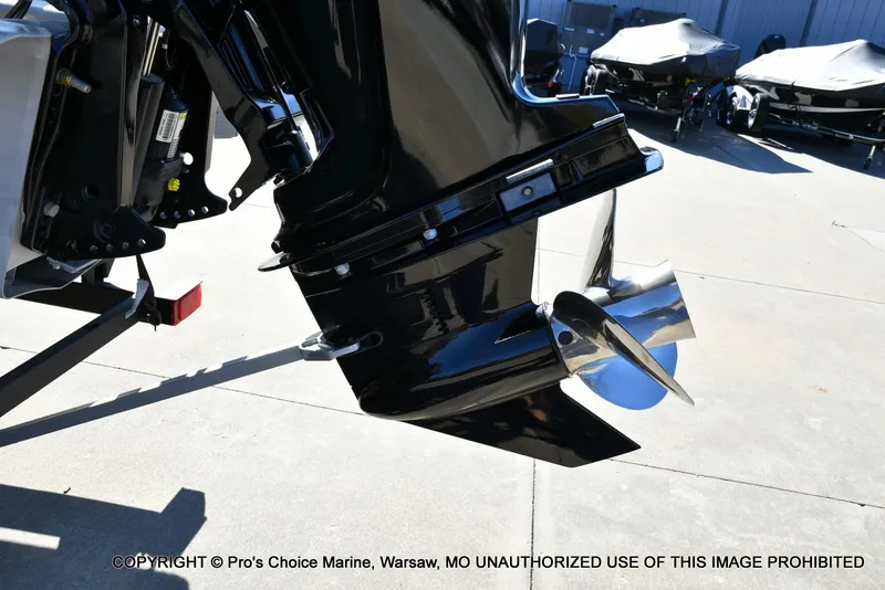 Slide: The Image of Sun Tracker Party Barge 20 DLX 2021 - 18