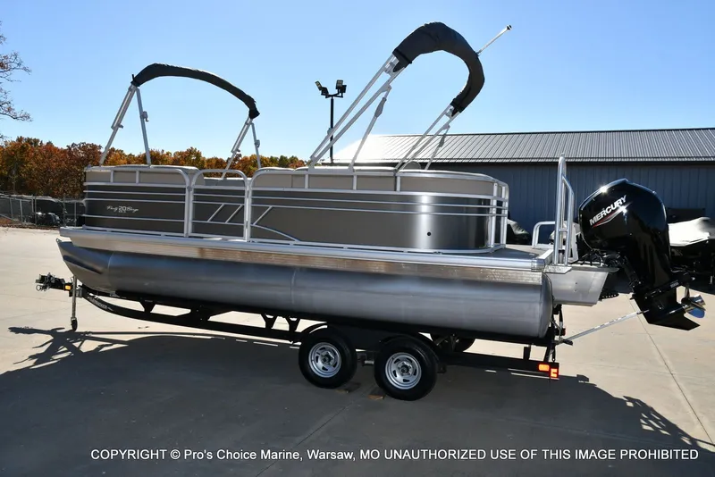 Slide: The Image of Sun Tracker Party Barge 20 DLX 2021 - 21