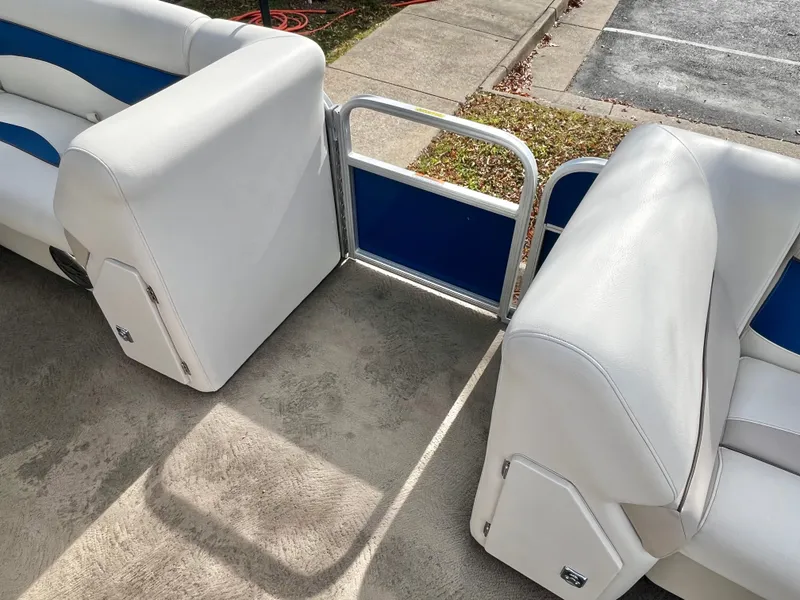 Slide: The Image of Sweetwater 2286 C 2013 - 12