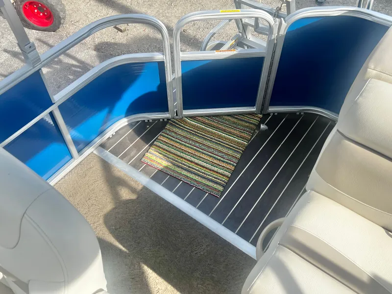 Slide: The Image of Sweetwater 2286 C 2013 - 15