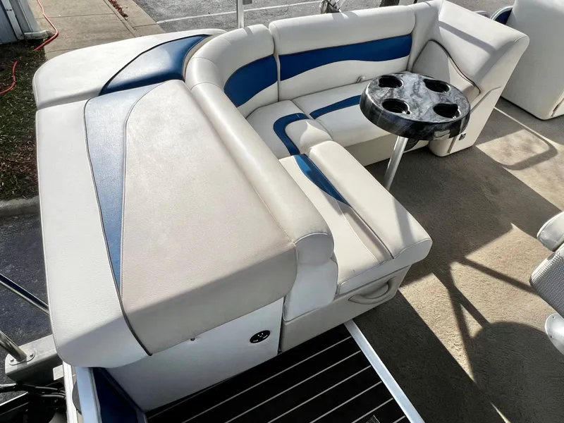 Slide: The Image of Sweetwater 2286 C 2013 - 18