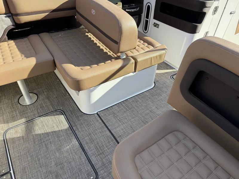 Slide: The Image of Cobalt R30 2022 - 120