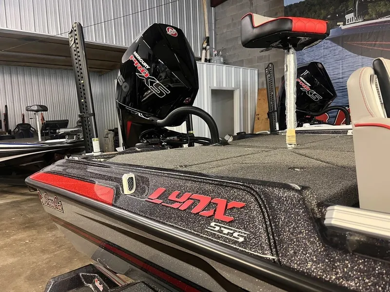 Slide: The Image of Bass Cat Lynx STS 2026 - 33