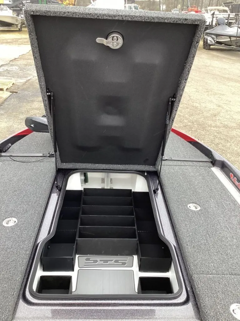 Slide: The Image of Bass Cat Lynx STS 2026 - 40