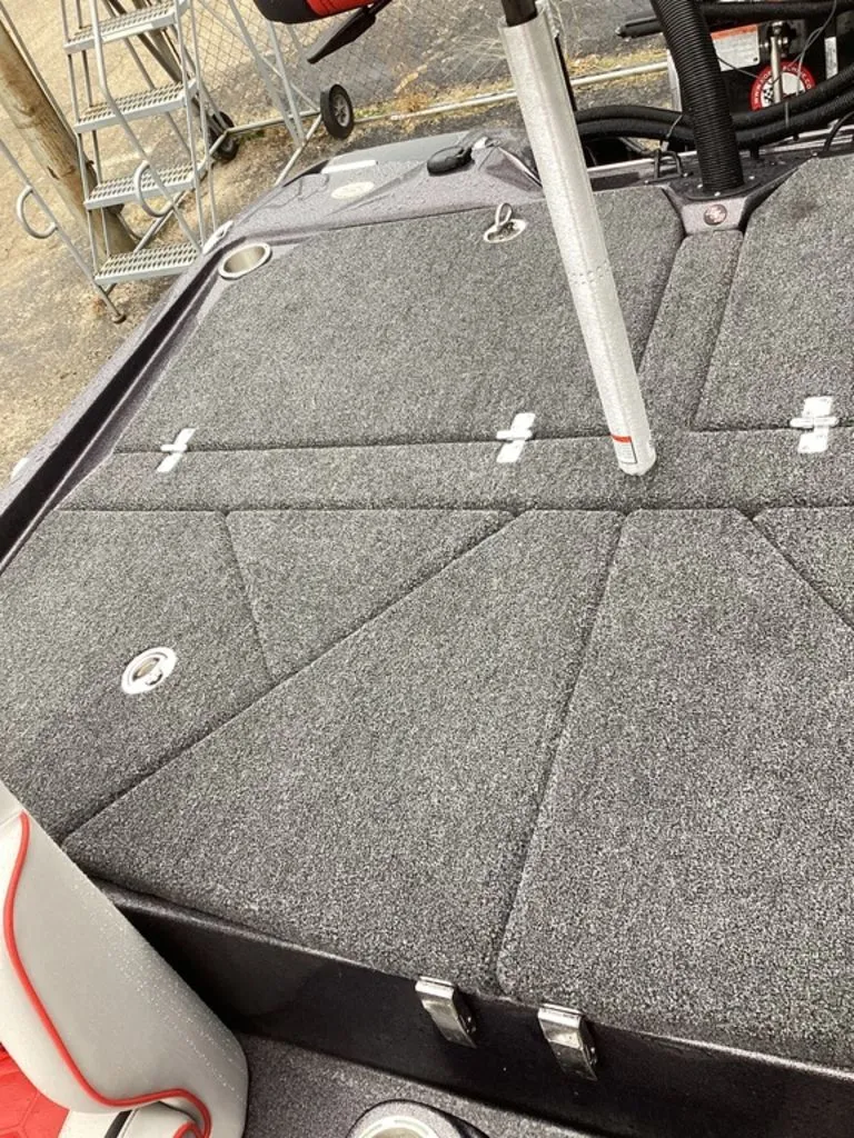 Slide: The Image of Bass Cat Lynx STS 2026 - 59