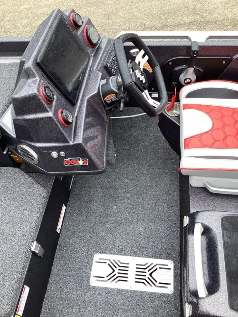 Slide: The Image of Bass Cat Lynx STS 2026 - 60