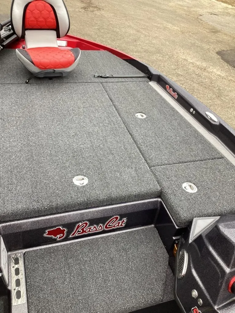 Slide: The Image of Bass Cat Lynx STS 2026 - 61