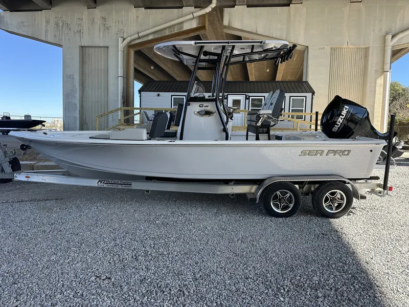 The Image of Sea Pro 230 Bay 2026 - 1