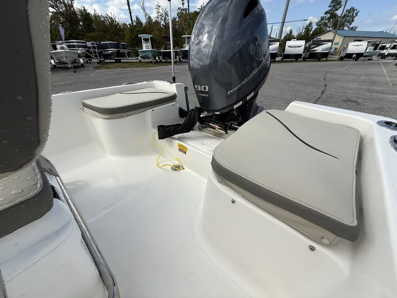 Slide: The Image of Key West 1720 Center Console 2026 - 10