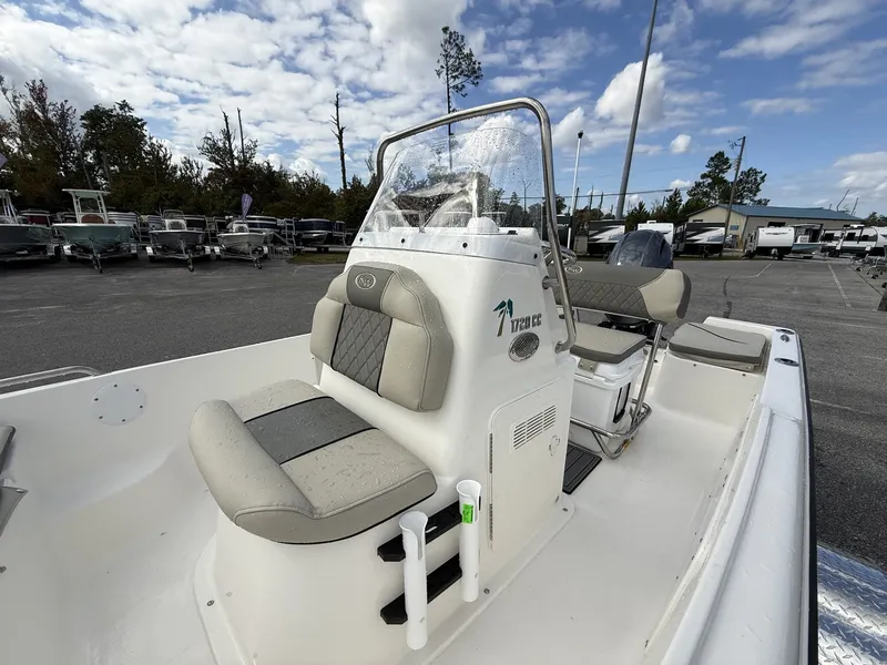 Slide: The Image of Key West 1720 Center Console 2026 - 7