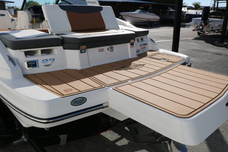 Slide: The Image of Chaparral 23 SSi 2025 - 11