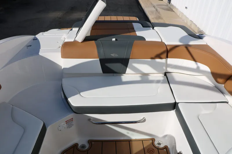 Slide: The Image of Chaparral 23 SSi 2025 - 18